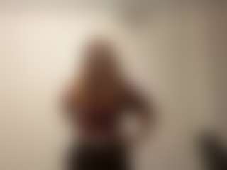 GwenHeart's Live Sex Cam Show