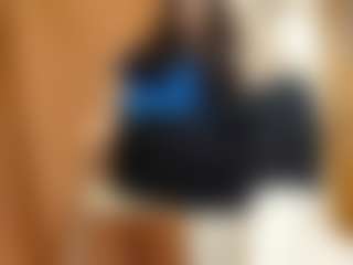 Live cam show with Molly - Cute on CamwithHer