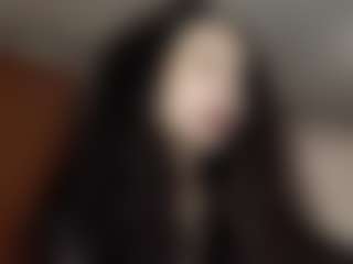 Live cam show with Molly - Gray Eyes on Mixed Magazine Live