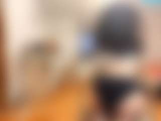 Live cam show with Molly - Public on crypto-cams