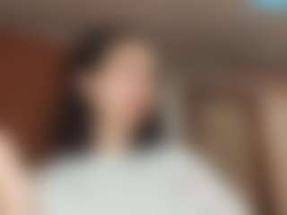 Live cam show with Molly - Gray Eyes on Camsoda