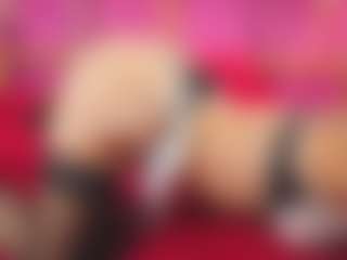 Live cam show with KaralaAerys - Spank Mature on Camsoda