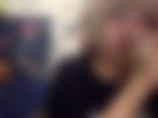 Live cam show with LakitaStowbridge - New Petite on xxxlivecams.org