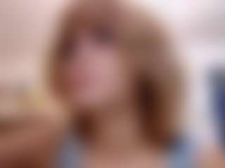 Live cam show with LakitaStowbridge - Average on StripNow
