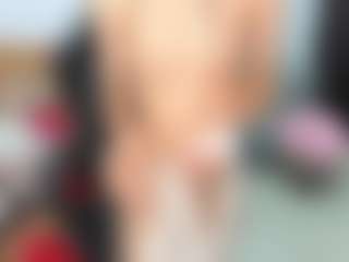 Live cam show with Lisiloly - Skinny on crypto-cams