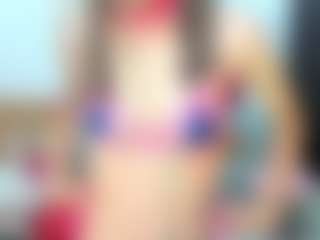 Live cam show with Lisiloly - Fingers on alttransgirls