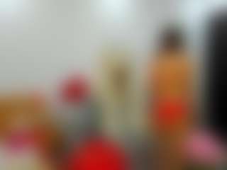 Live cam show with Lisiloly - Teen (18+) on chickslive.net