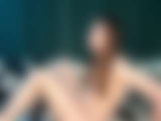Live cam show with Val - Asshole on livesuperchat.net