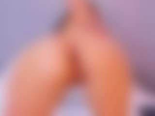 Miahoney3's Live Sex Cam Show