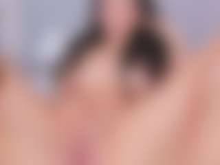 Miahoney3's Live Sex Cam Show