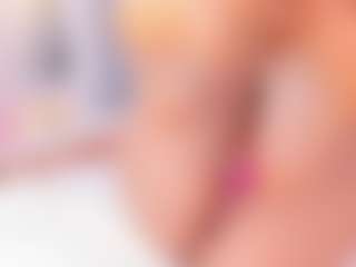 Miahoney3's Live Sex Cam Show