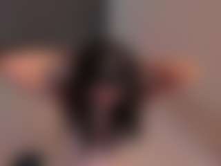 Miahoney3's Live Sex Cam Show