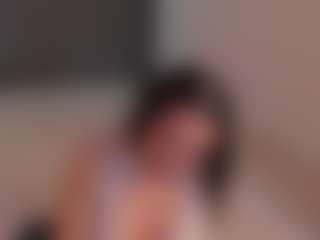 Miahoney3's Live Sex Cam Show