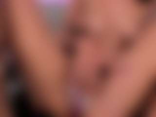 Queen-Bellaa's Live Sex Cam Show
