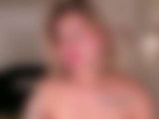 Live cam show with RosalieLaurent - New Big Tits on SinfulBabes