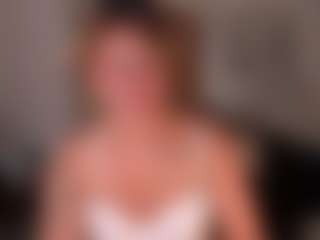 Live cam show with RosalieLaurent - Big Tits on https://playwithruby.com
