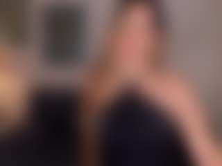 SeleneNoirX's Live Sex Cam Show