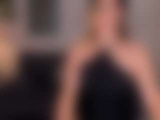 SeleneNoirX's Live Sex Cam Show