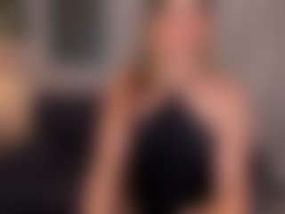 SeleneNoirX's Live Sex Cam Show