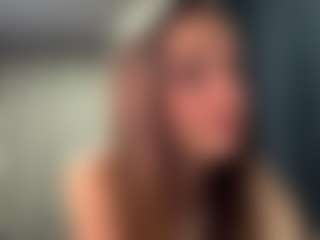 Live cam show with SelinaMorphew - Shaved Pussy on Milfs Live