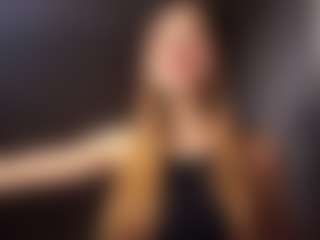 Live cam show with SelinaMorphew - Hairy Pussy on studioflirtlive.com