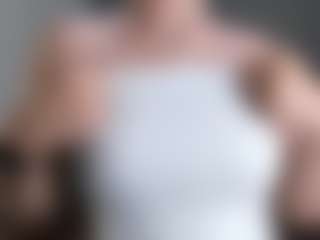Live cam show with SharieParrent - Striptease MILF on CSO-WL