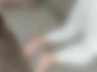 Live cam show with SharieParrent - Blonde Hair Big Tits on Cam Slut