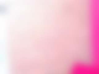 Live cam show with silkyeboni - New Petite on StripNow