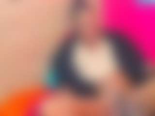 Live cam show with silkyeboni - Domination on Camsoda