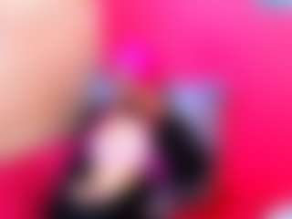 Live cam show with silkyeboni - Camel Toe on Pornisteam.com