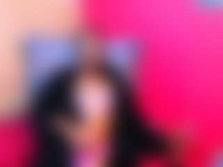Live cam show with silkyeboni - Camel Toe on friskycurves.com