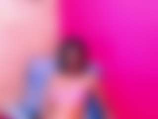 Live-Cam-Show mit silkyeboni - Camel Toe auf Camsoda