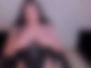 Live cam show with ViolettMonroe - White on CamClone | colombia
