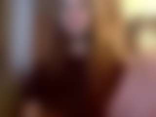 Live cam show with KarriRuffcorn - Brown Hair on slutload