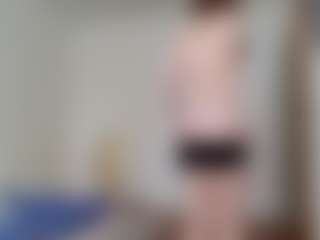 Live cam show with KarriRuffcorn - Cuckold on Mixed Magazine Live