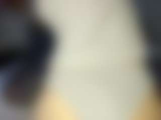 Live cam show with KarriRuffcorn - Lean on Camsoda