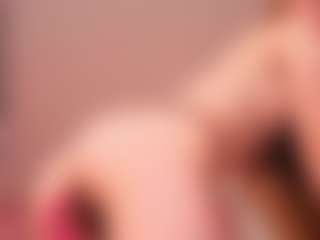 Live cam show with Miumii - Hairy Pussy Teen (18+) on AdultVida.com