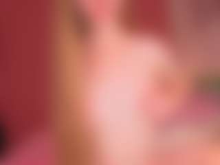 Live cam show with Miumii - Handjob on TeamSkeetLive