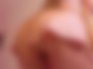 Live cam show with Miumii - Hairy Pussy on camtv