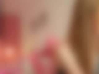Live cam show with Miumii - Blue Eyes on Camsoda