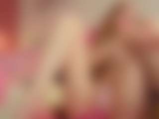 Live cam show with Miumii - Role Play on Camsoda