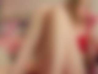 Live cam show with Miumii - Hairy Pussy on Camsoda