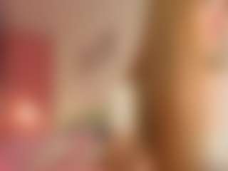 Live cam show with Miumii - Blonde Hair HD on Camsoda