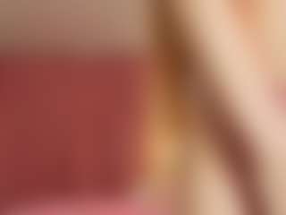Live cam show with Miumii - Hairy Pussy on Camversity