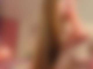 Live cam show with Miumii - Blonde Hair College on sexylive.show