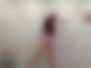 Live cam show with Lea - Public Mature on Uber Horny