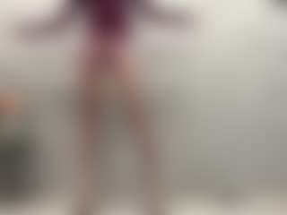 Live cam show with Lea - Oil on TastyBlacksLive