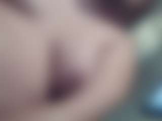 Live cam show with tallandthick4u - Hazel Eyes on Mixed Magazine Live