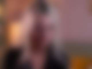 Live cam show with Molly - New White on studioflirtlive.com | russian federation