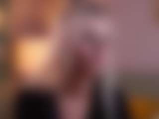 Live cam show with Molly - Foot Fetish on Sweet Sext